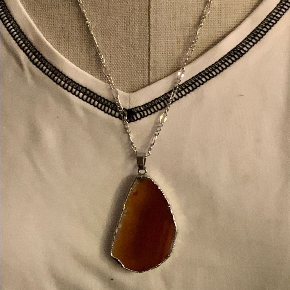Sliced Agate Silver Plated Pendant Necklace - Picture 8 of 11